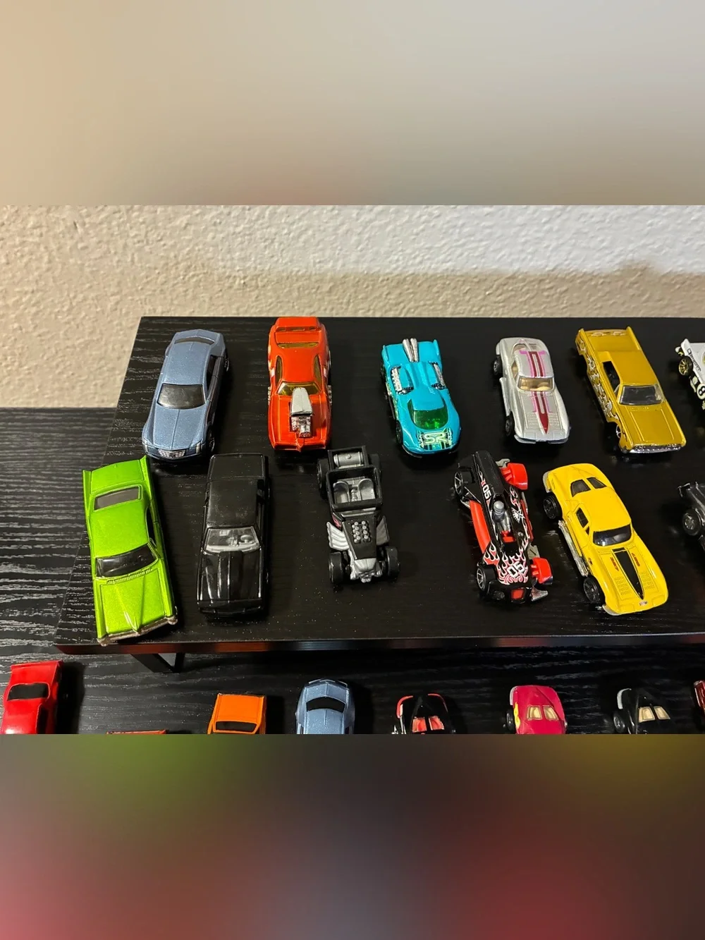 VINTAGE HOT WHEELS LOT OF CARS MATTEL